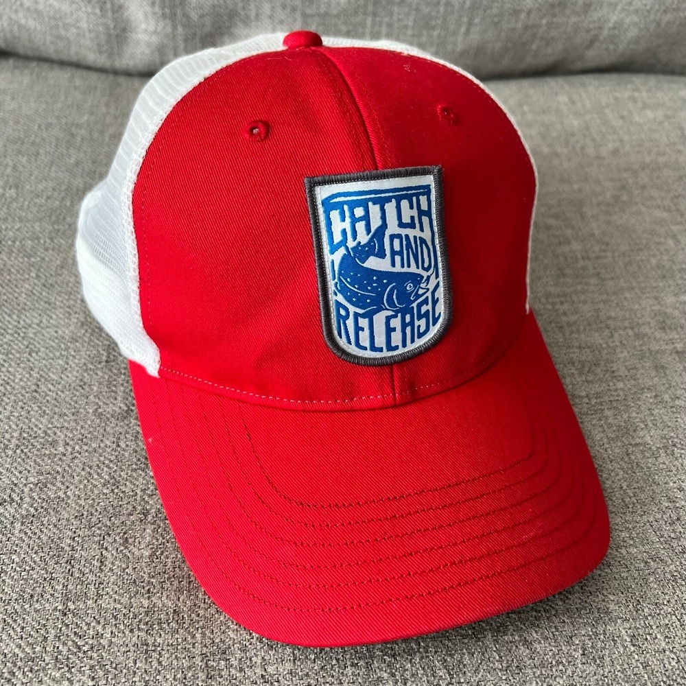 Simms Fishing Catch and Release Patch Red White Trucker Snapback Cap Hat - Picture 1 of 7